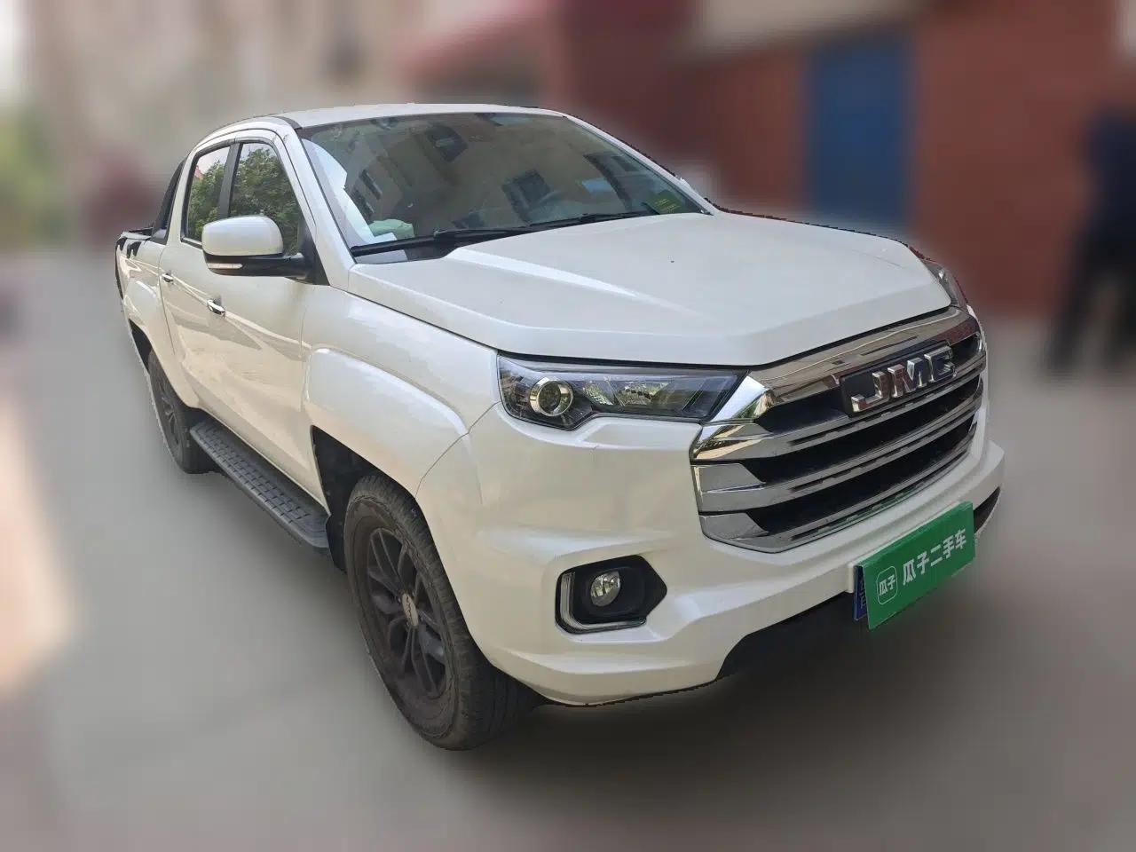 JMC Yuhu 7 2022 2.0T Manual Diesel Two-Wheel Drive Comfort Version Standard Wheelbase — миниатюра 3