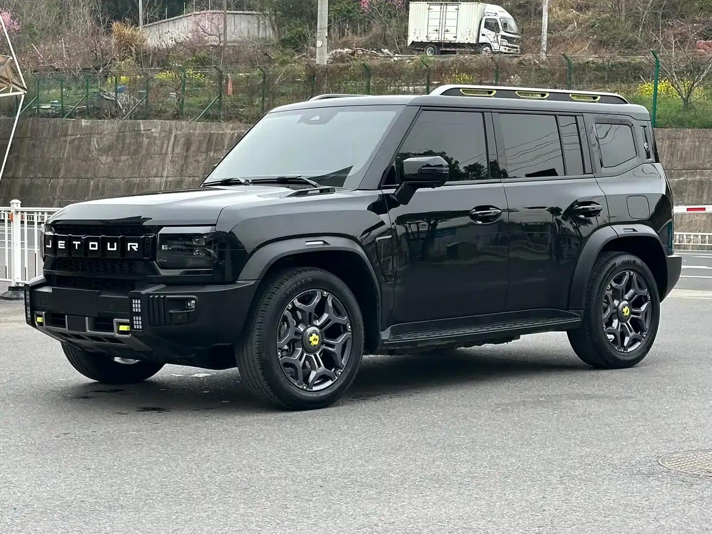 Jetour Traveler C-DM 2024 Model C-DM 208KM Off-Road Edition — миниатюра 1