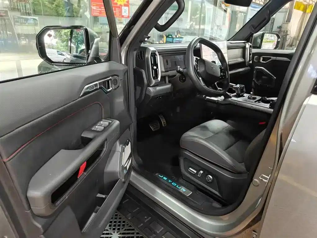 Jetour Traveler C-DM 2024 Model C-DM 208KM Off-Road Edition — миниатюра 15