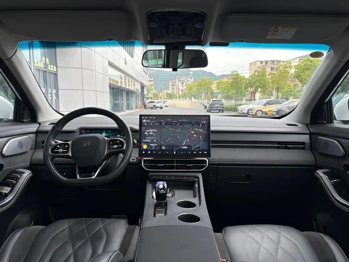 Jetour Mountain & Sea L9 2024 Model 1.5TD 2DHT Air 7-Seater — миниатюра 10