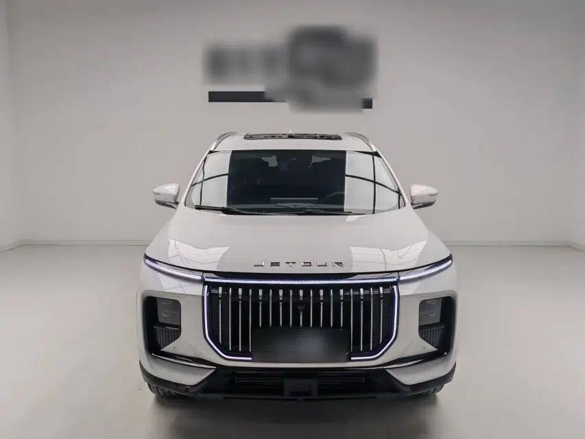 JETOUR X90 PRO 2024 2.0T DCT Luxury Edition 5 Seats — миниатюра 2