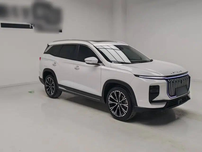 JETOUR X90 PRO 2024 2.0T DCT Luxury Edition 5 Seats — миниатюра 3