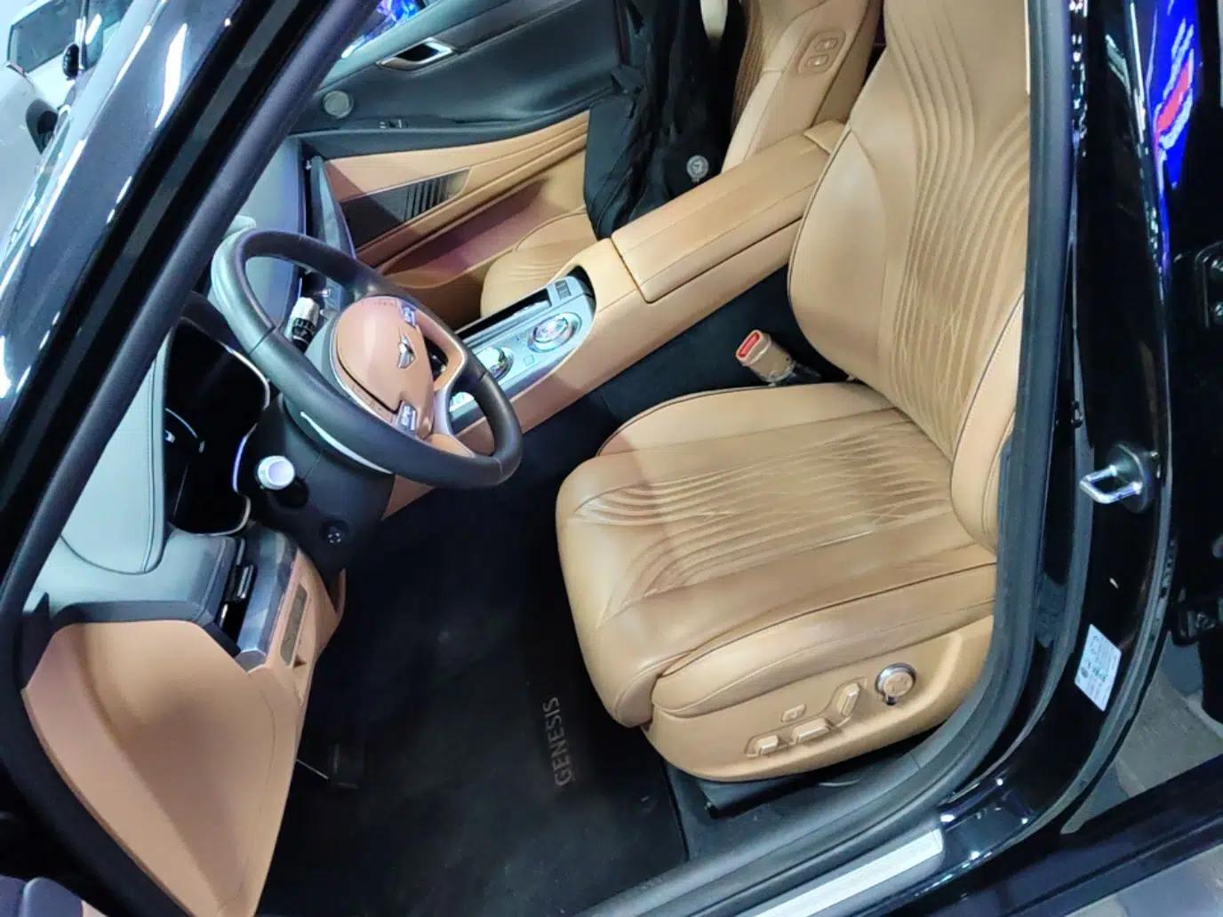 Genesis G80 2023 2.5T Rear-Drive Flagship Edition — миниатюра 18