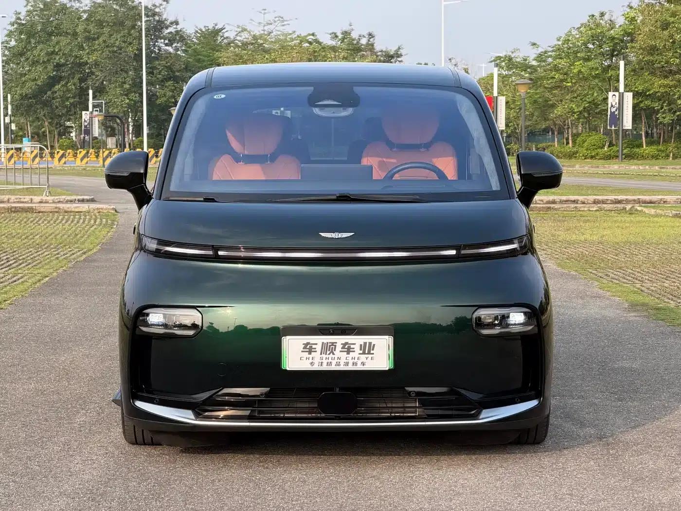 Yizhen L380 2025 Model 805km Flagship Edition 4WD — миниатюра 2