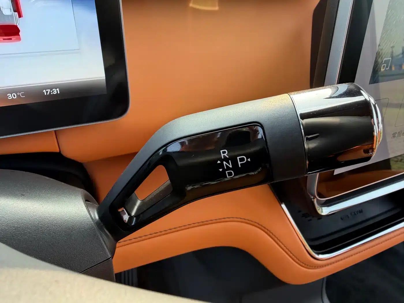Yizhen L380 2025 Model 805km Flagship Edition 4WD — миниатюра 24