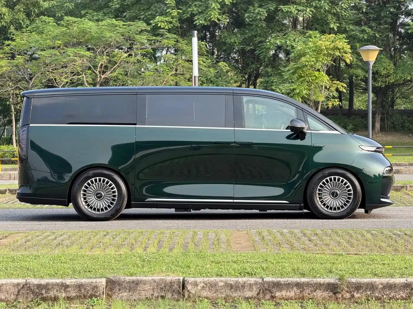 Yizhen L380 2025 Model 805km Flagship Edition 4WD — миниатюра 10
