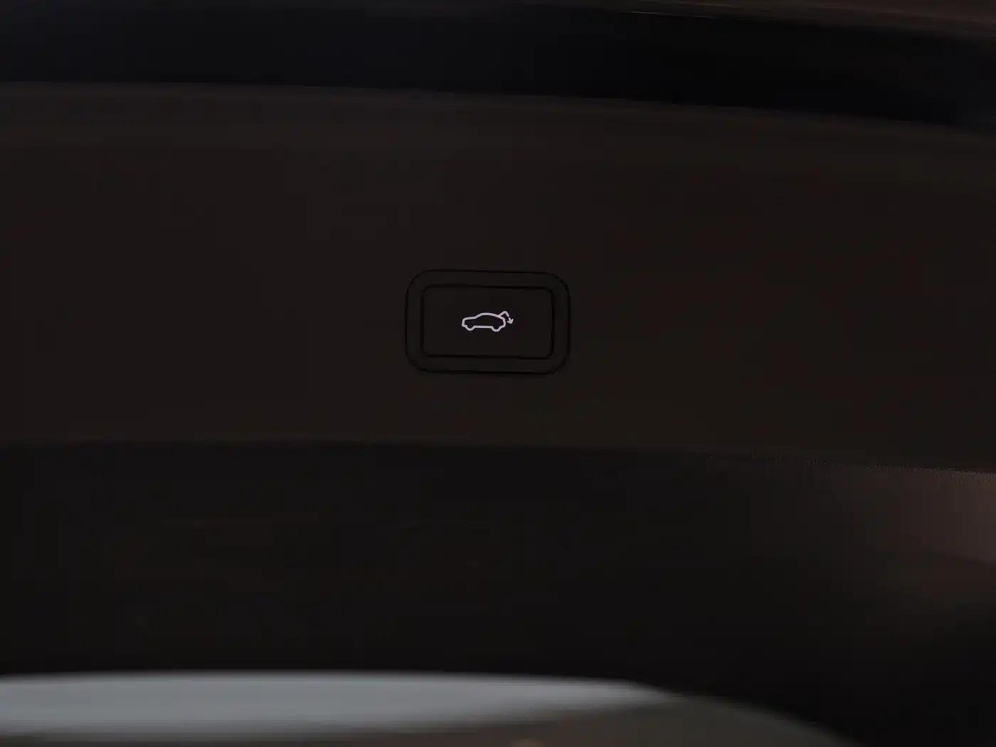 Galaxy M9 2025 210km/h AWD Navigator Edition — миниатюра 13