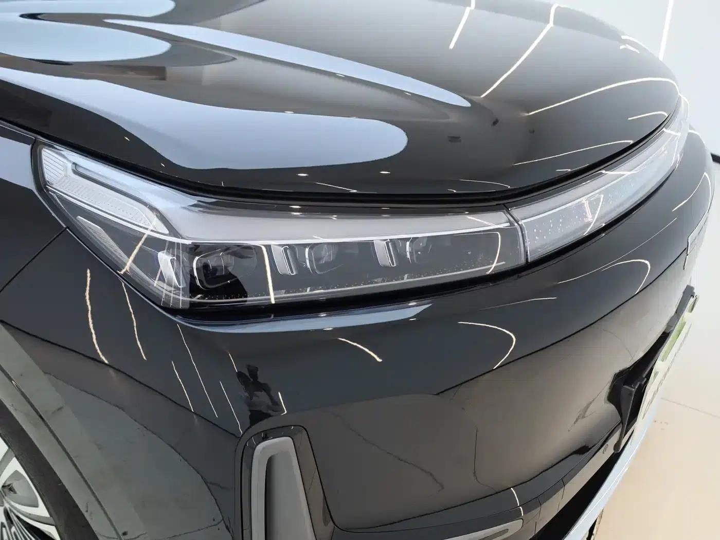 Galaxy M9 2025 210km/h AWD Navigator Edition — миниатюра 26