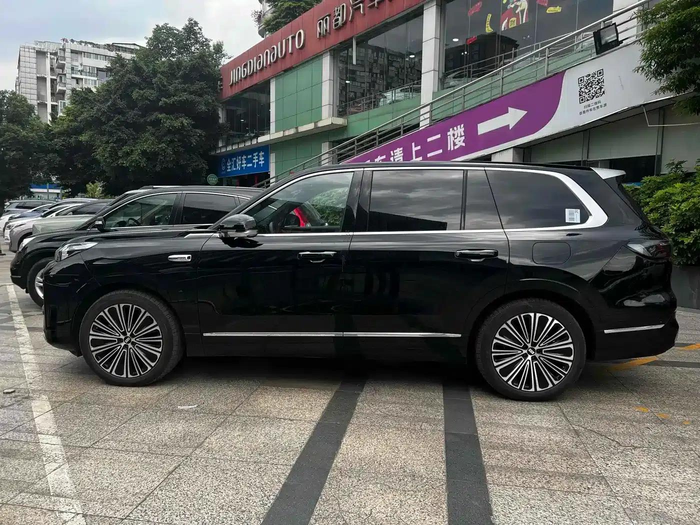Galaxy M9 2025 210km/h AWD Navigator Edition — миниатюра 3
