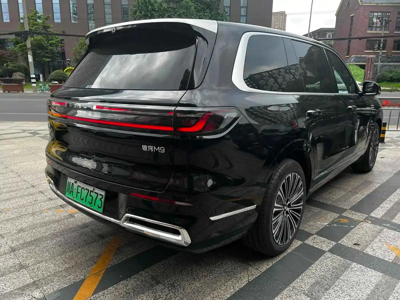 Galaxy M9 2025 210km/h AWD Navigator Edition — миниатюра 4