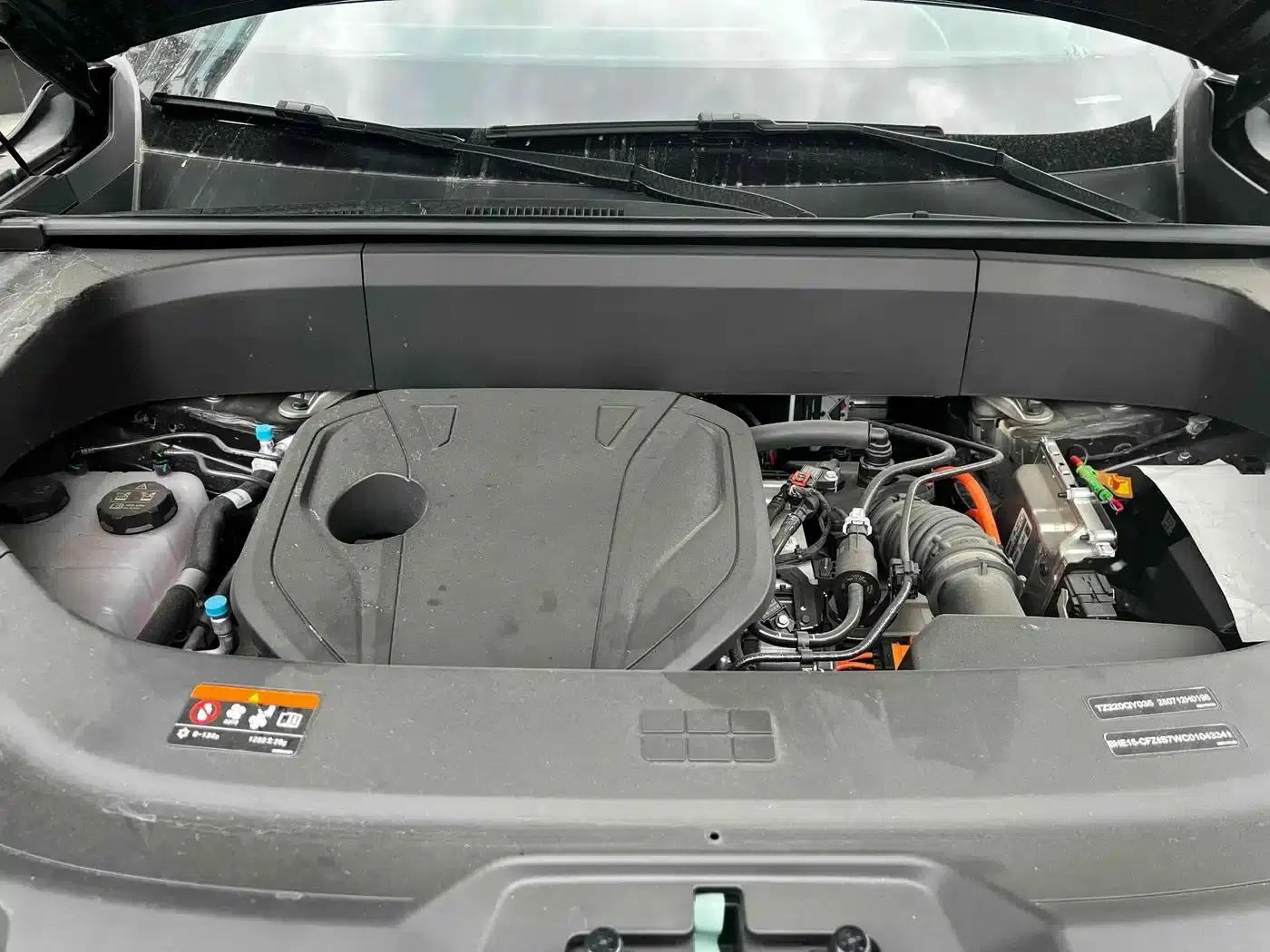 Galaxy M9 2025 210km/h AWD Navigator Edition — миниатюра 8