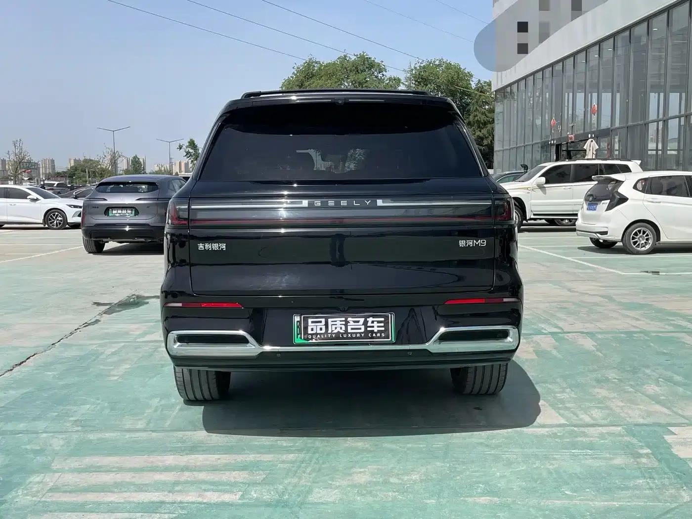 Galaxy M9 2025 210km/h AWD Navigator Edition — миниатюра 16