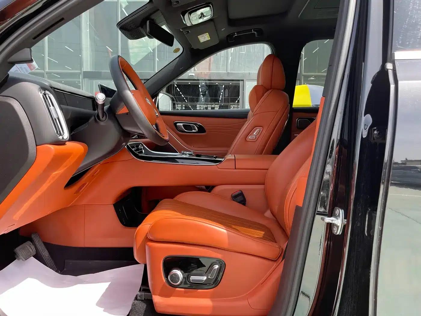 Galaxy M9 2025 210km/h AWD Navigator Edition — миниатюра 4