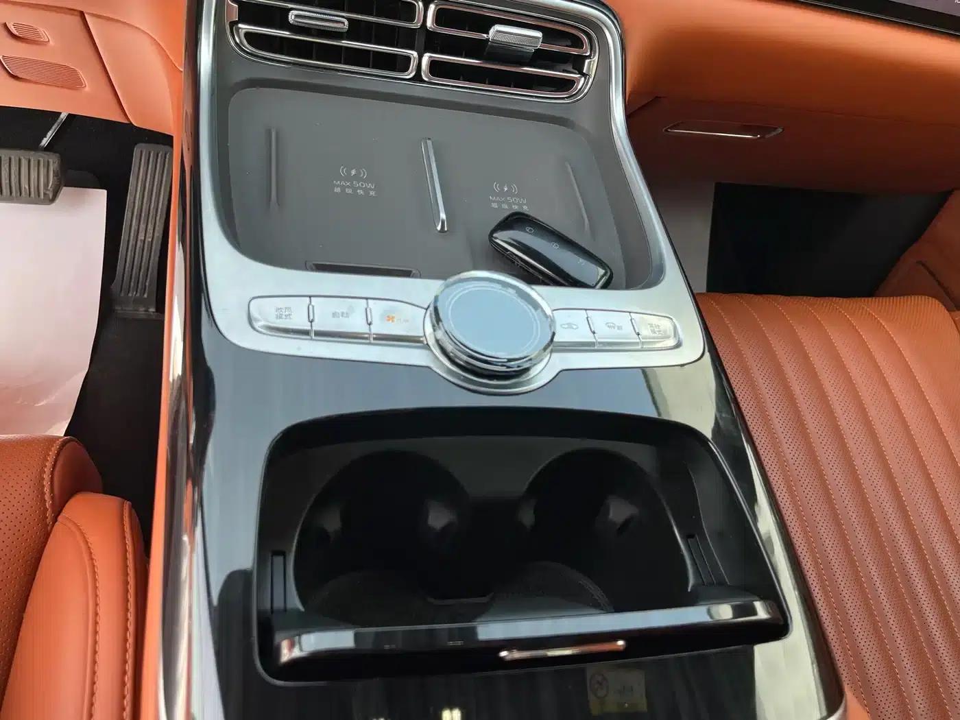 Galaxy M9 2025 210km/h AWD Navigator Edition — миниатюра 10