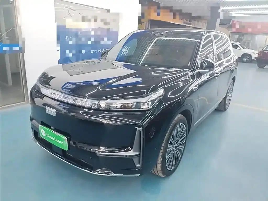 Galaxy M9 2025 210km/h AWD Navigator Edition — миниатюра 2