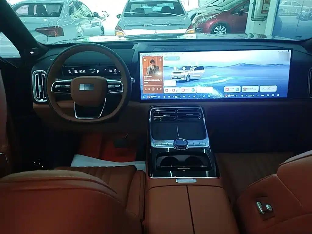 Galaxy M9 2025 210km/h AWD Navigator Edition — миниатюра 10