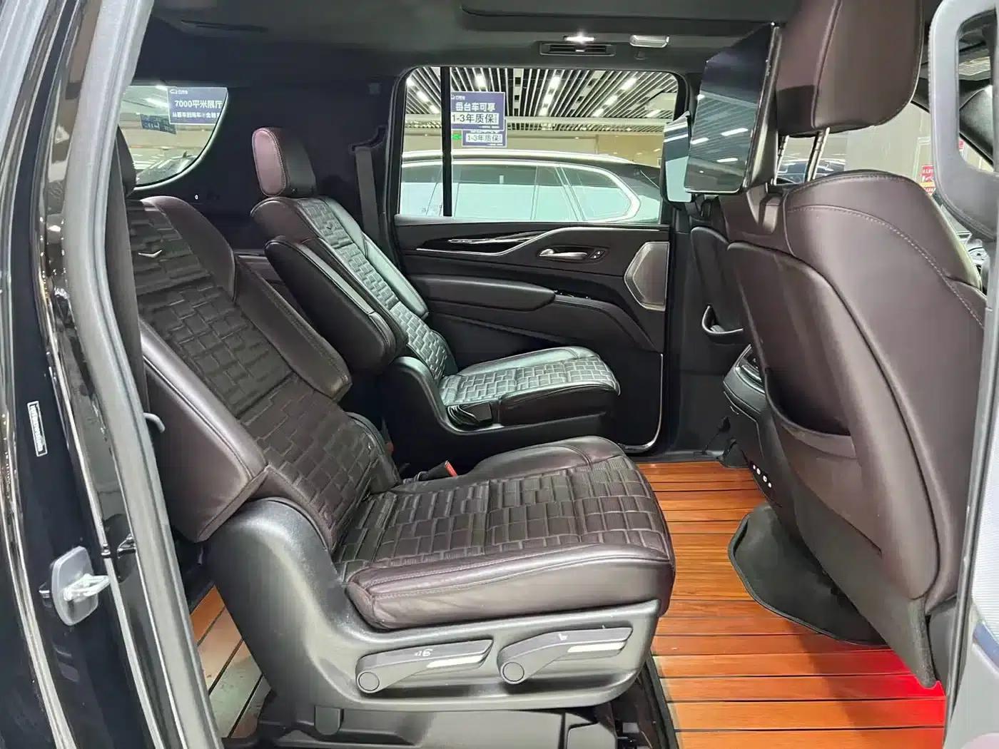 2023 Cadillac Escalade 3.0T Diesel US Spec — миниатюра 5
