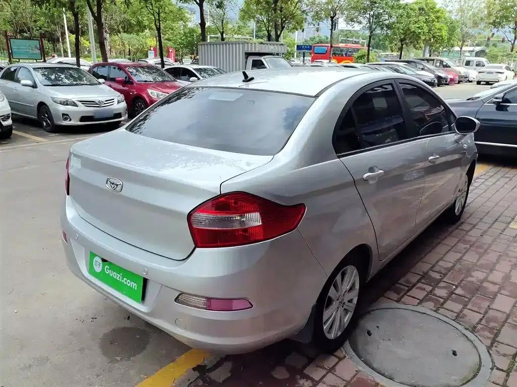 Kaiyi C3 2015 1.5L Manual Diamond Edition — миниатюра 6