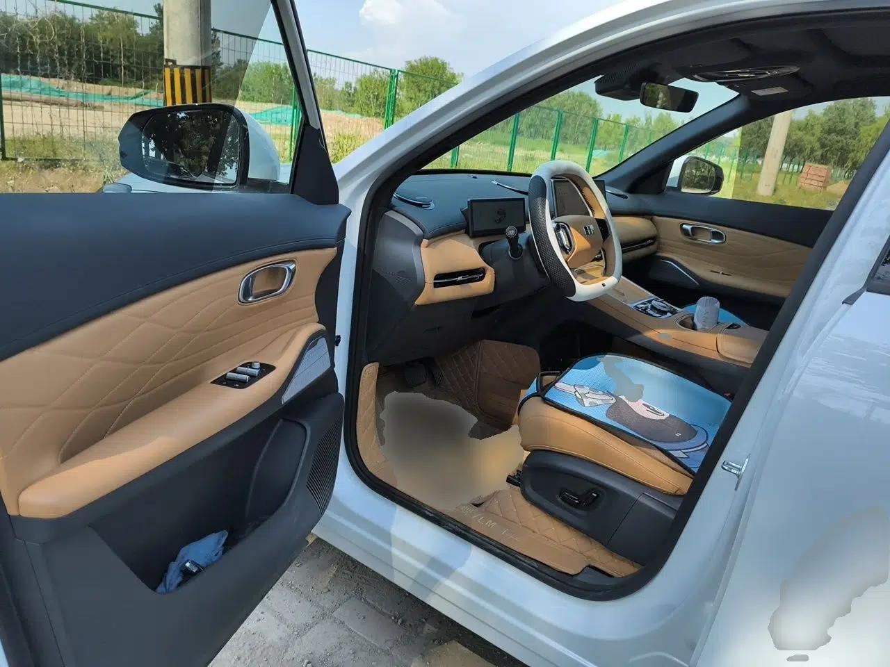 Geely Galaxy Xingjian 7 EM-i 2025 55km Exploration Edition — миниатюра 17