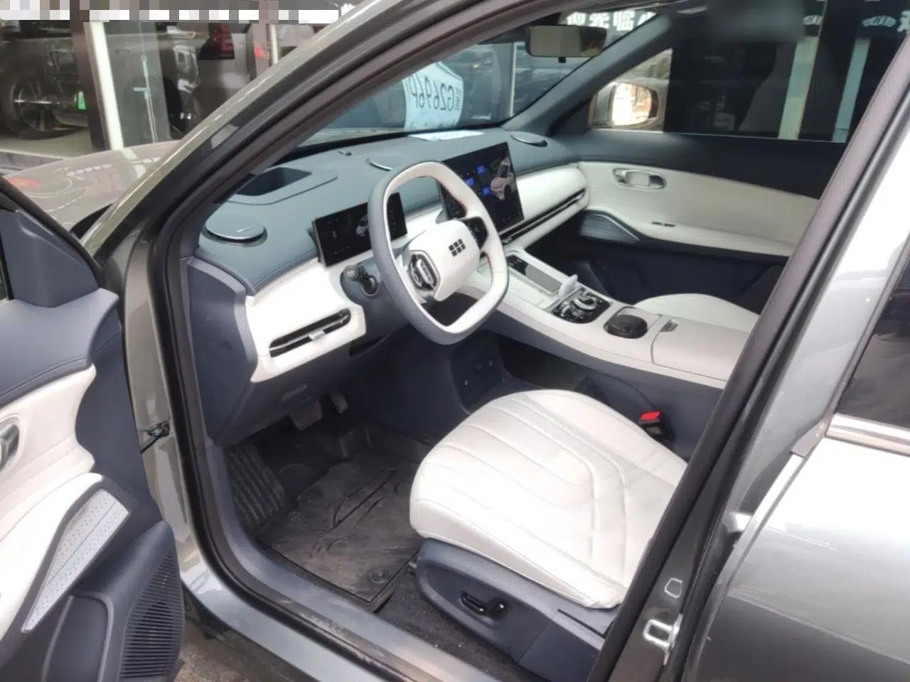 Geely Galaxy Xingjian 7 EM-i 2025 120km Exploration+ Version — миниатюра 19