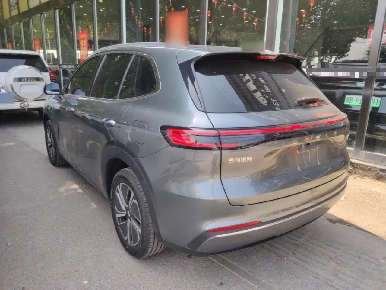 Geely Galaxy Xingjian 7 EM-i 2025 120km Exploration+ Version — миниатюра 4