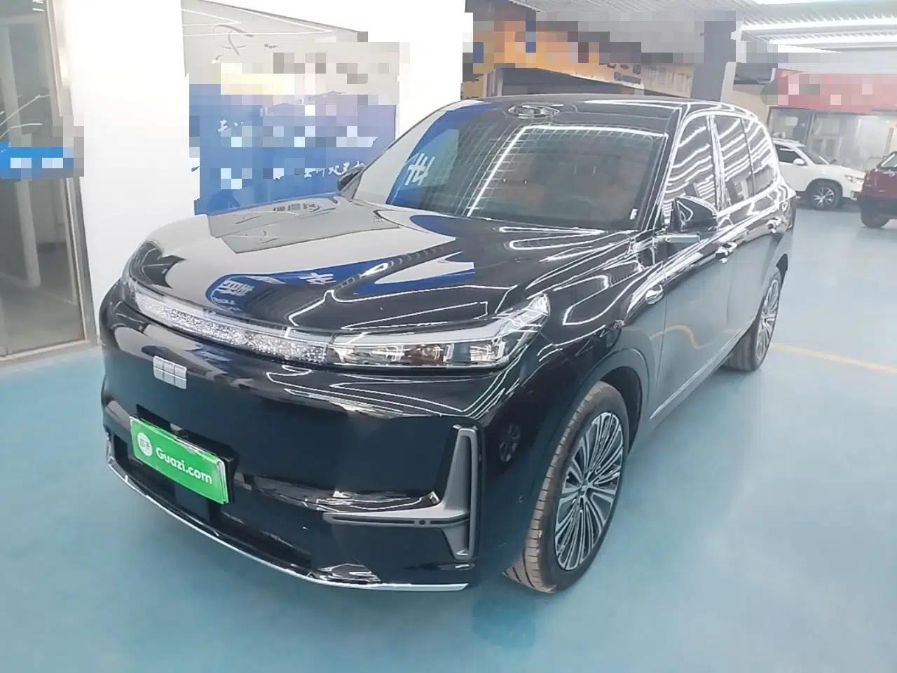 Geely Galaxy M9 2025 Model 210km Four-Wheel-Drive Leading Edition — миниатюра 1