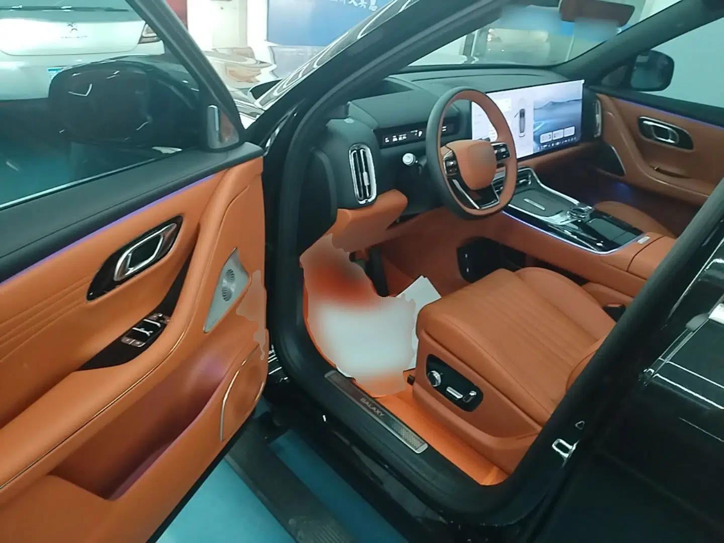 Geely Galaxy M9 2025 Model 210km Four-Wheel-Drive Leading Edition — миниатюра 18