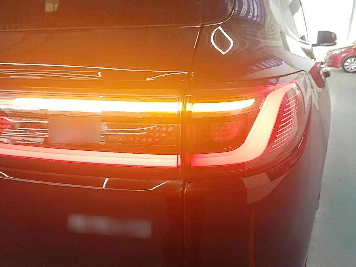 Geely Galaxy M9 2025 Model 210km Four-Wheel-Drive Leading Edition — миниатюра 8