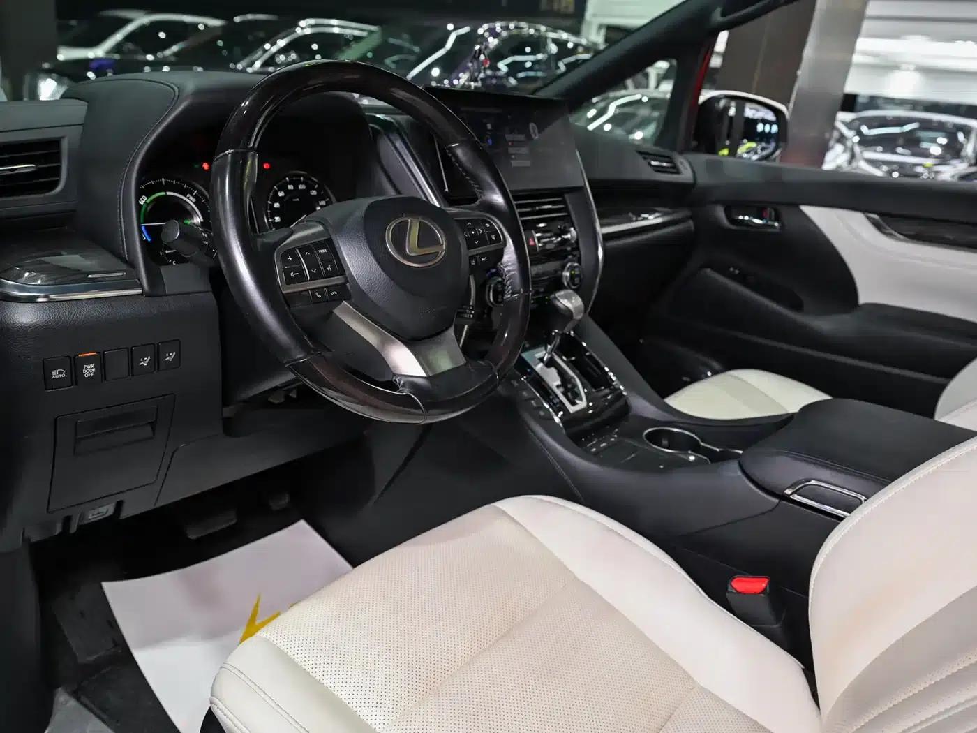 Lexus LM 2020 300h Four-Seat Executive Edition — миниатюра 8