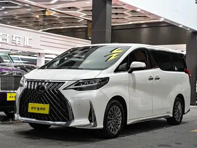 Lexus LM 2020 300h Four-Seat Executive Edition