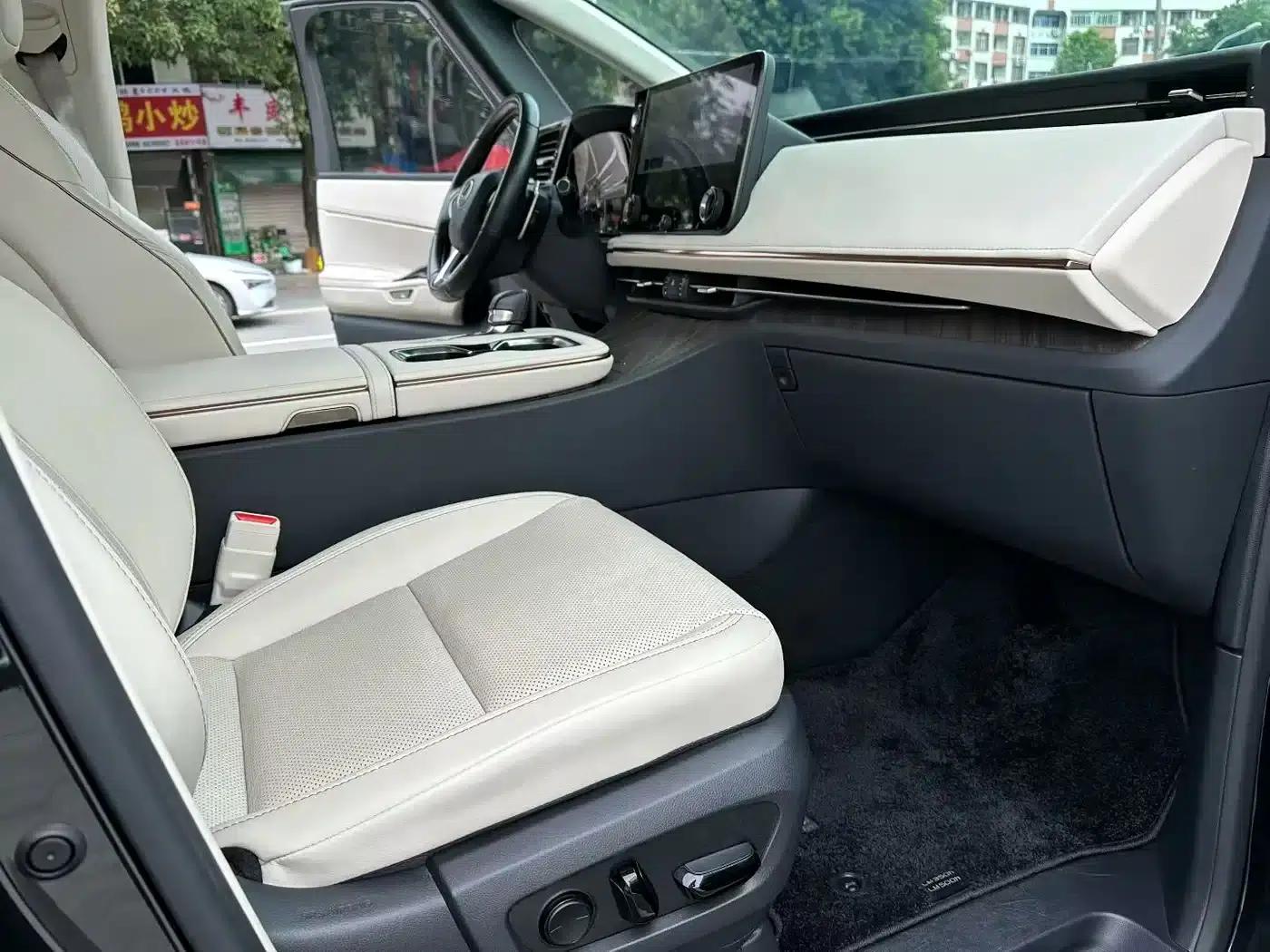 Lexus LM 2023 350h 7-Seat Elegant Edition — миниатюра 7