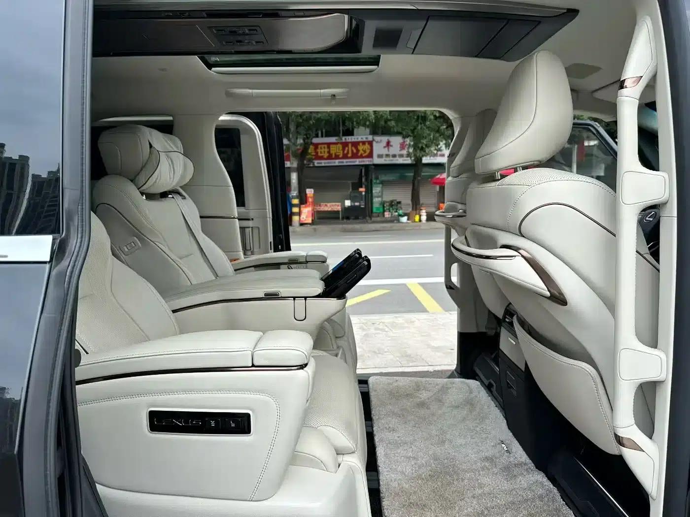 Lexus LM 2023 350h 7-Seat Elegant Edition — миниатюра 8