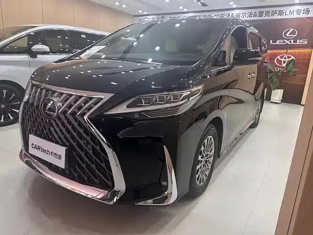 Lexus LM 2020 300h Four-Seat Executive Edition