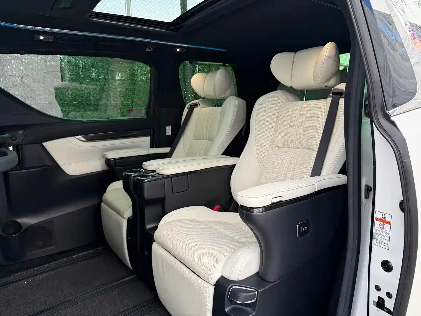 Lexus LM 2020 300h 7-Seat Elegant Edition — миниатюра 13