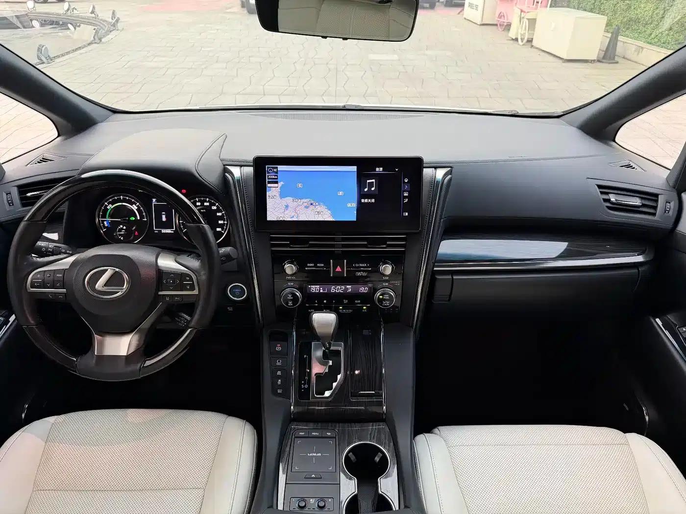Lexus LM 2020 300h 7-Seat Elegant Edition — миниатюра 24