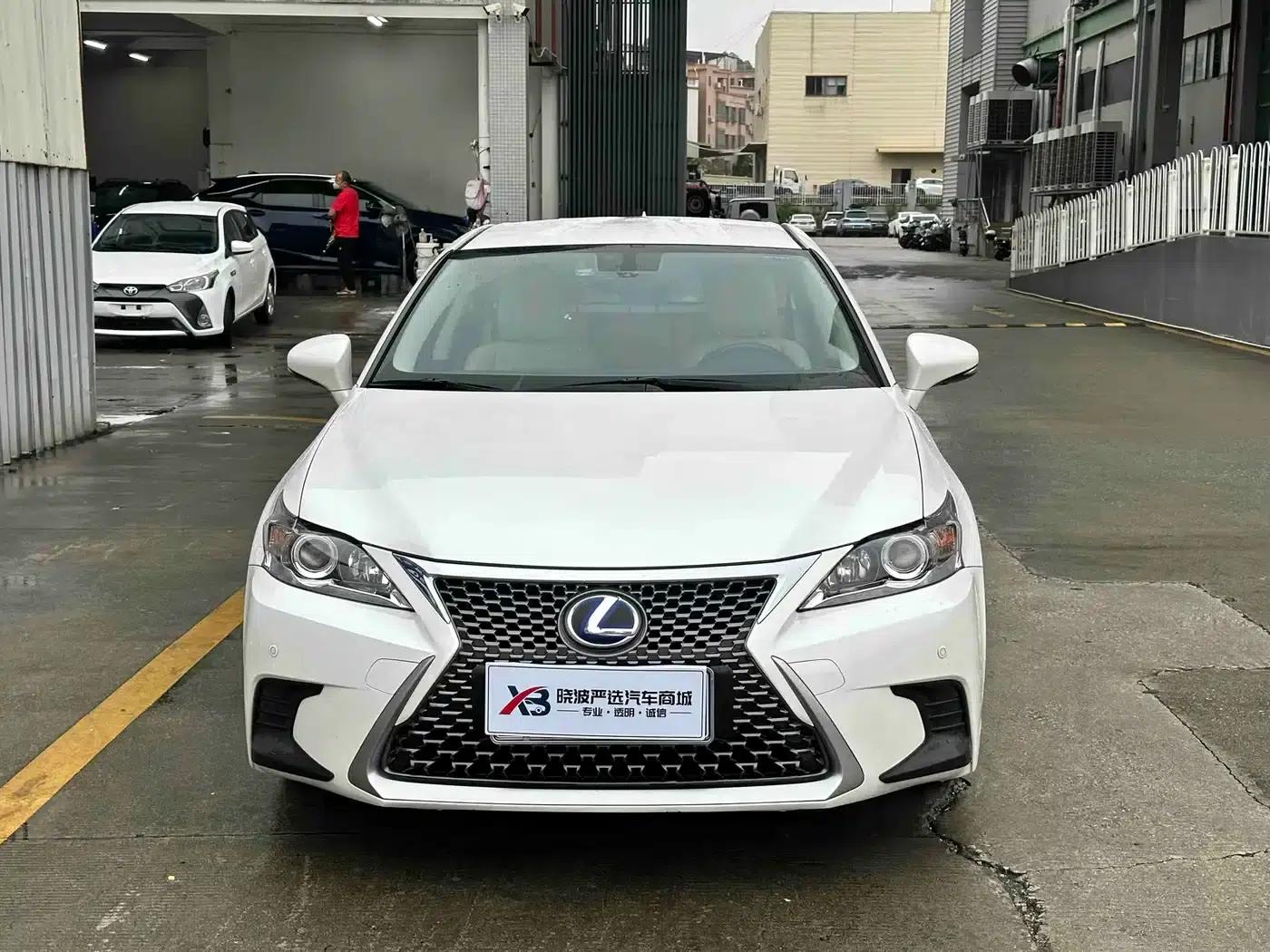 Lexus CT 2017 CT200h Elite Edition, Single Color, China V Emission Standard — миниатюра 2