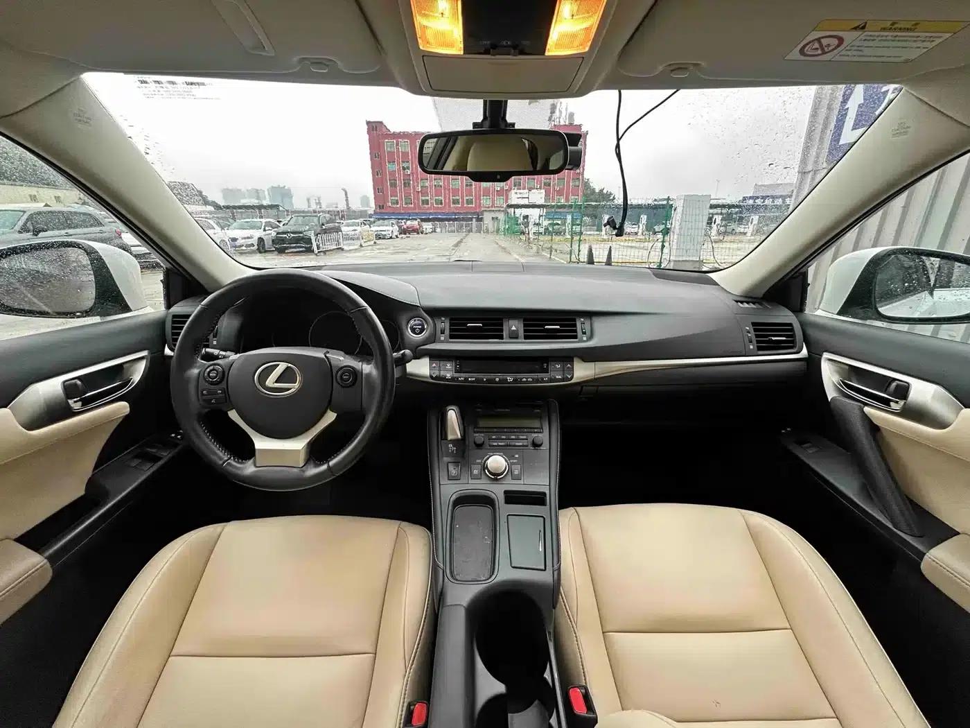 Lexus CT 2017 CT200h Elite Edition, Single Color, China V Emission Standard — миниатюра 13