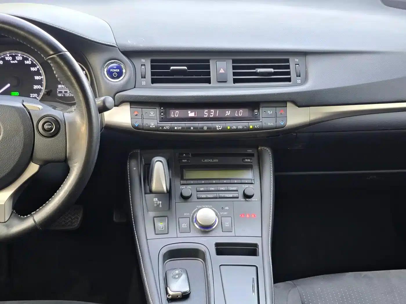 Lexus CT 2017 CT200h Elite Edition, Single Color, China V Emission Standard — миниатюра 11
