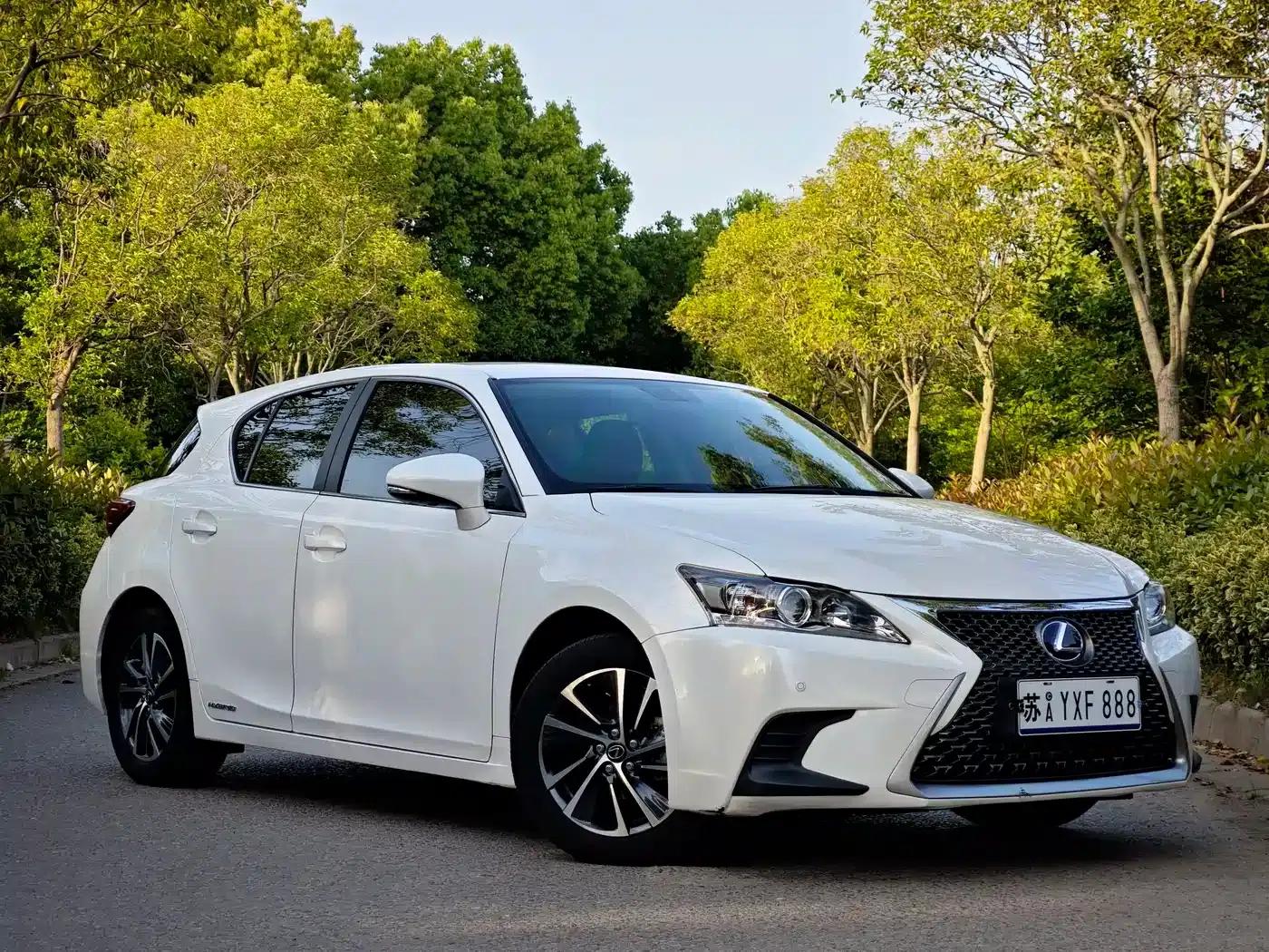 Lexus CT 2017 CT200h Elite Edition, Single Color, China V Emission Standard — миниатюра 3