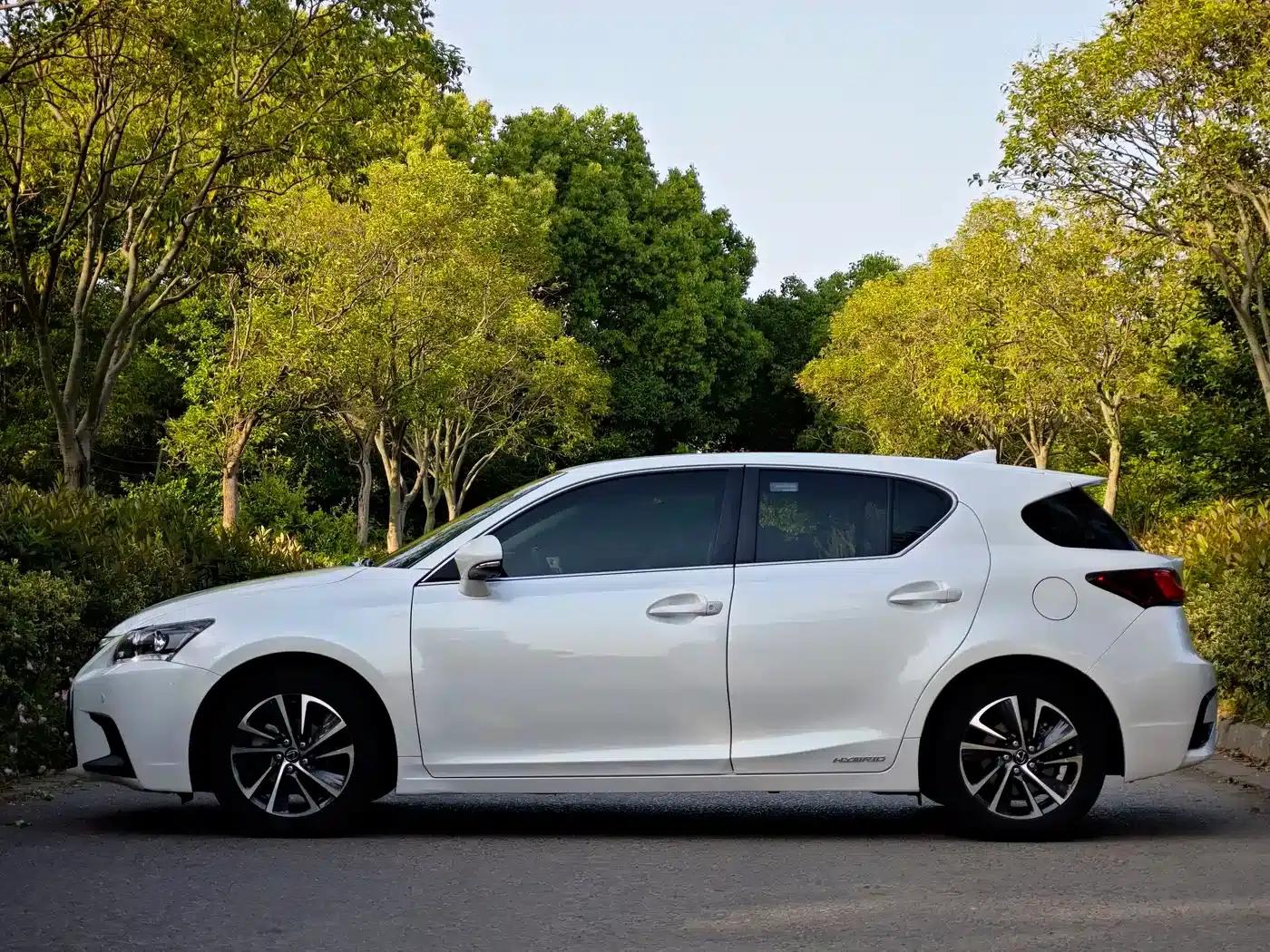 Lexus CT 2017 CT200h Elite Edition, Single Color, China V Emission Standard — миниатюра 4