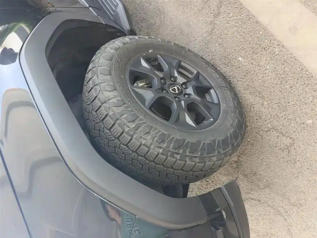 Lexus GX 2024 Overtrail Peak Edition — миниатюра 23