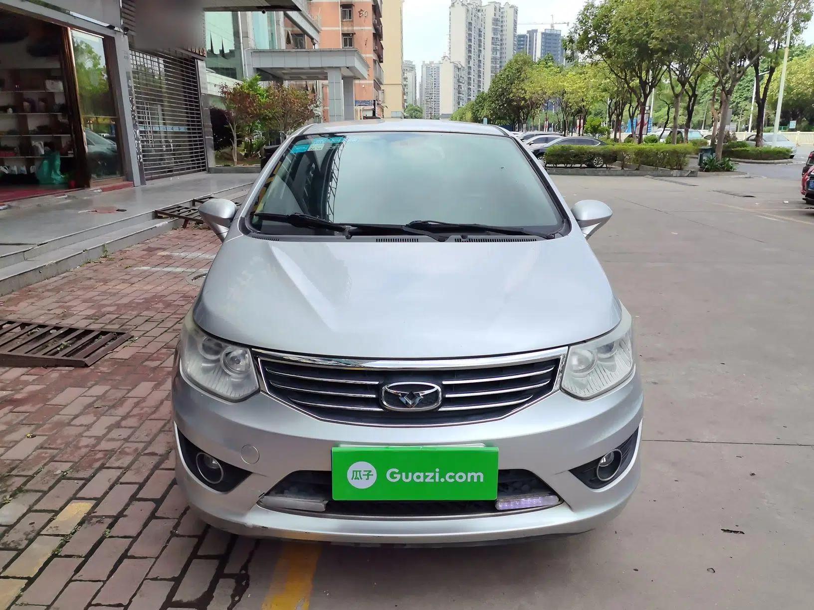 Cowin C3 2015 1.5L Manual Gold Diamond Edition — миниатюра 2