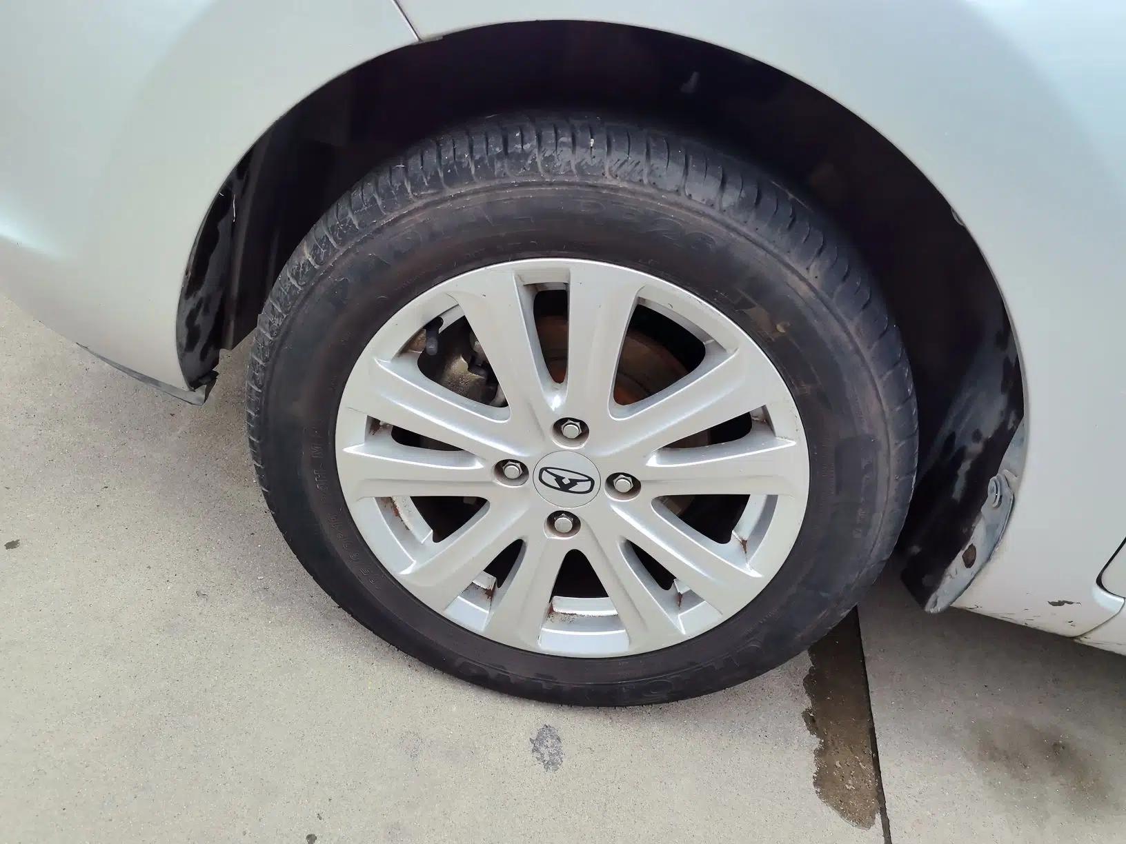 Cowin C3 2015 1.5L Manual Gold Diamond Edition — миниатюра 9
