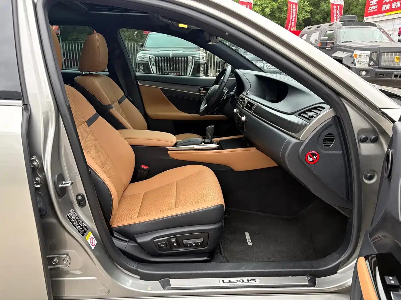 2017 Lexus GS 300 F SPORT — миниатюра 19