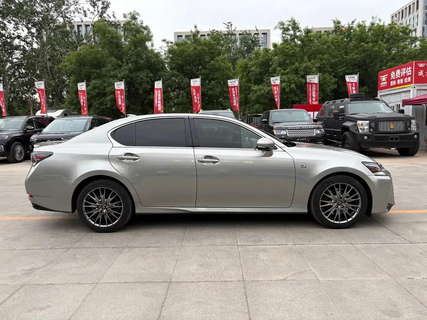 2017 Lexus GS 300 F SPORT — миниатюра 4