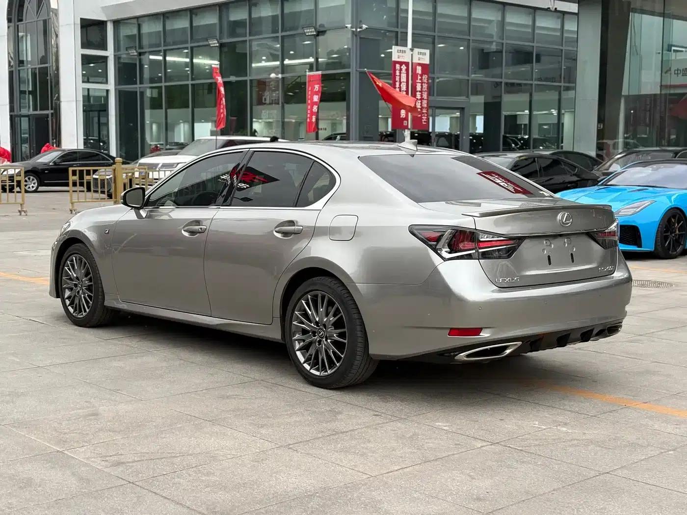 2017 Lexus GS 300 F SPORT — миниатюра 6