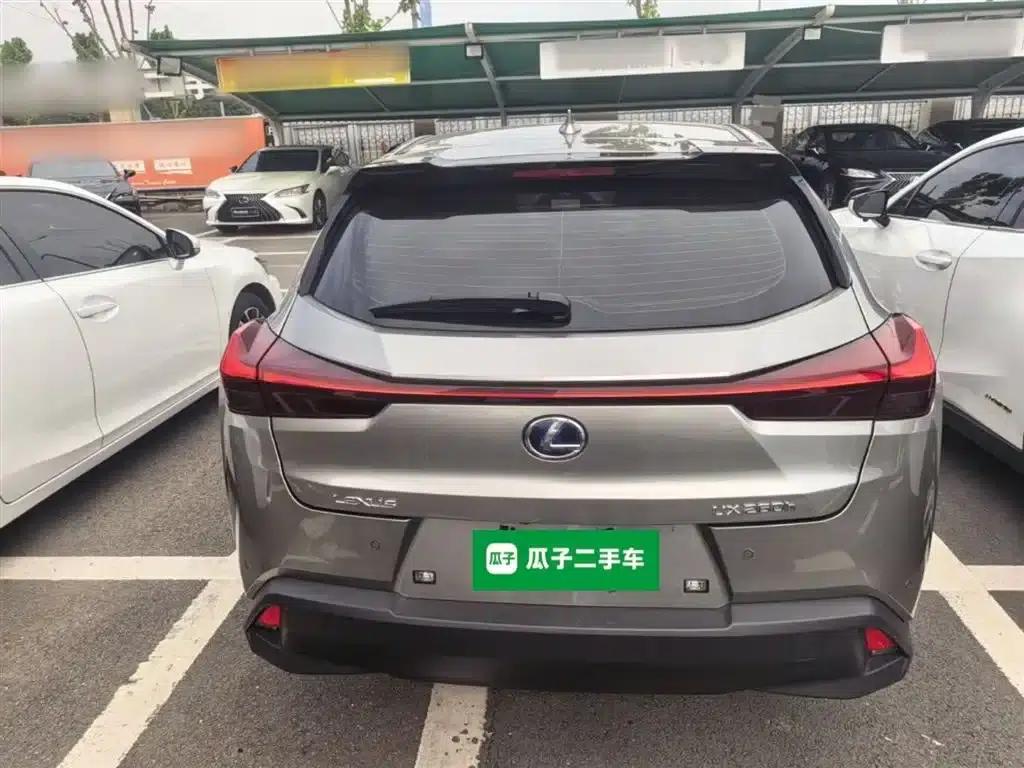 Lexus UX 2022 260h Explore Edition — миниатюра 6