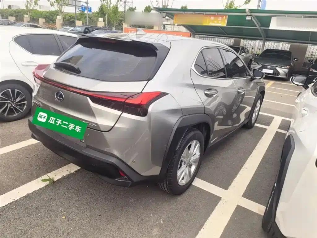 Lexus UX 2022 260h Explore Edition — миниатюра 7