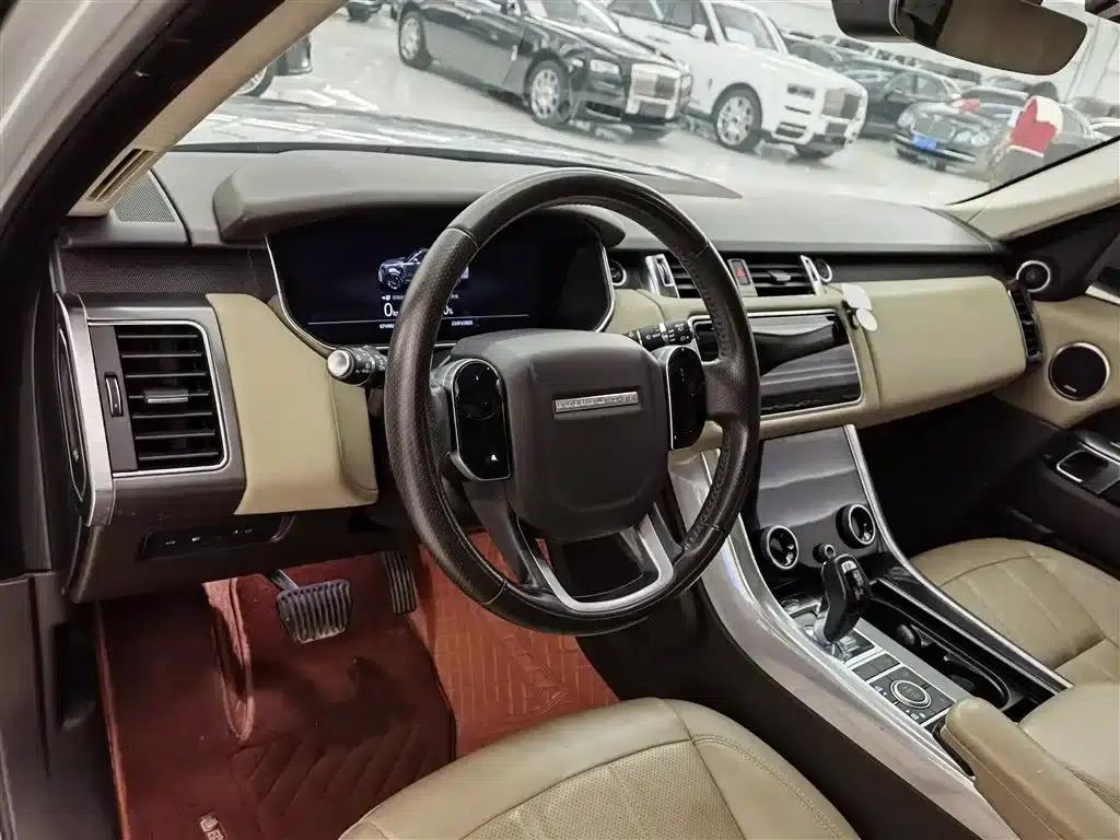 Range Rover Sport Hybrid 2020 P400e SE — миниатюра 9