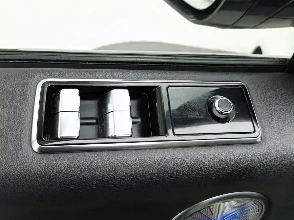 Range Rover Sport HSE 2019 P400e — миниатюра 9
